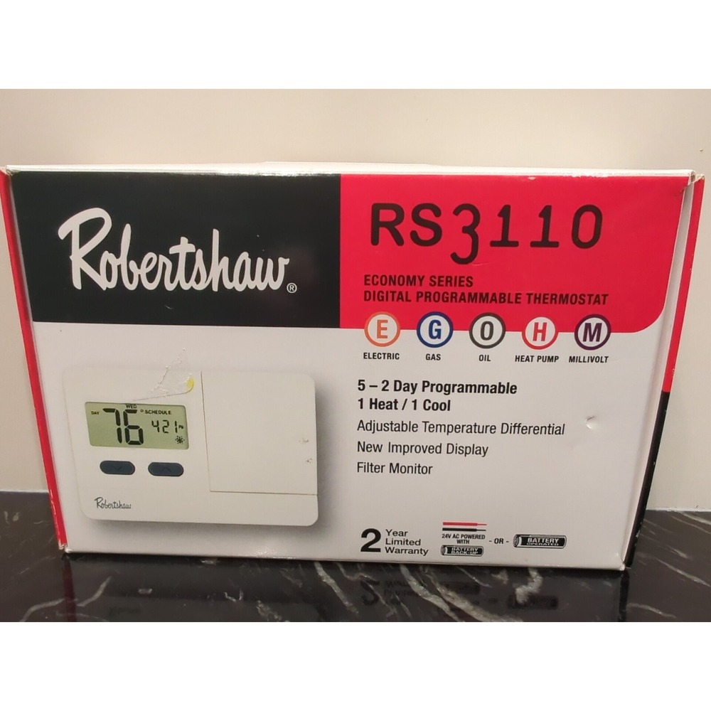 Robertshaw RS3110 Digital Programmable Thermostat